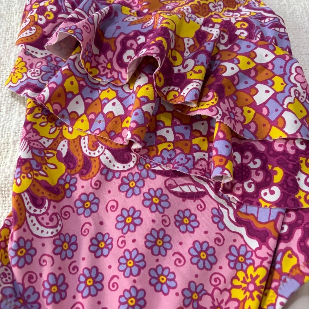 Garnet Hill Kids Girls Pink Purple Paisley Floral Ruffle One Piece Swimsuit 4